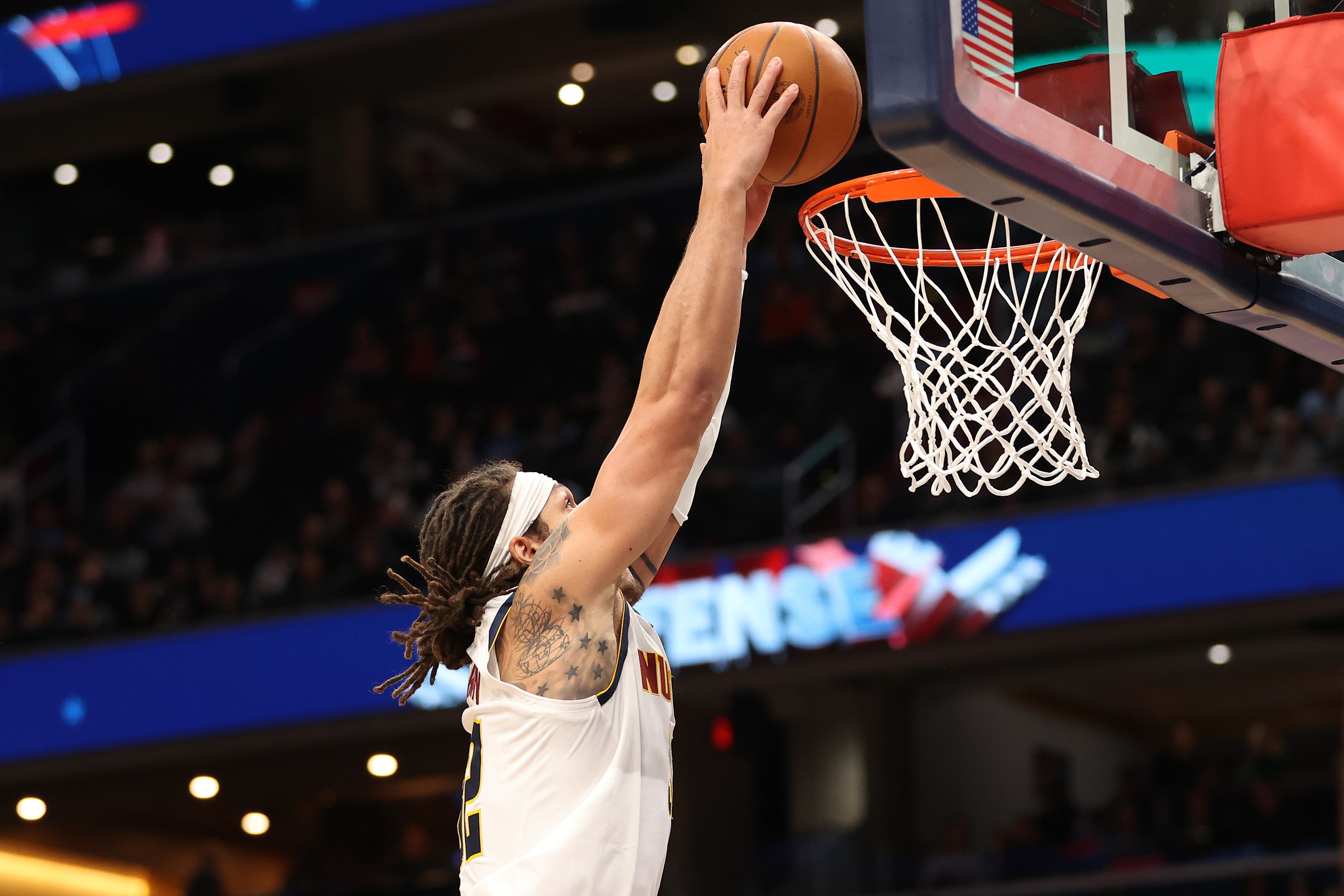 解说:掘金像5美元折凳不稳!卡尔:这差不多是目前球员总薪资